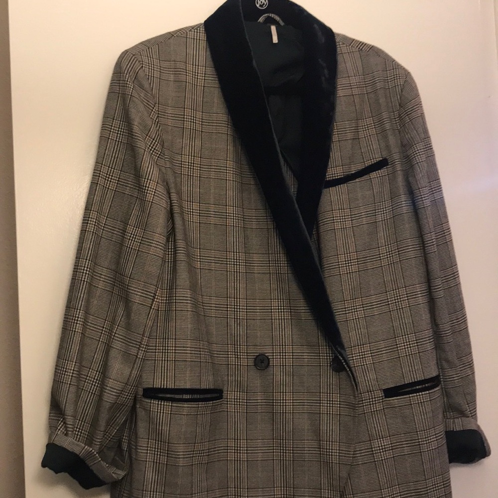 Free People velvet trimmed blazer